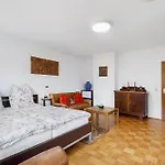 شقة Markelfingen